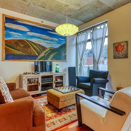 Oak Street Lofts Hotel Худ Ривър Екстериор снимка