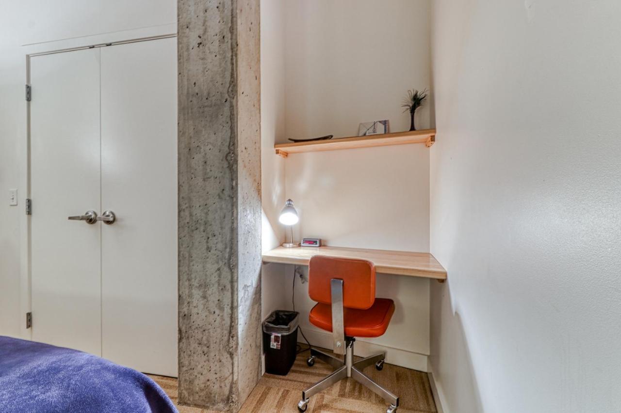 Oak Street Lofts Hotel Худ Ривър Екстериор снимка